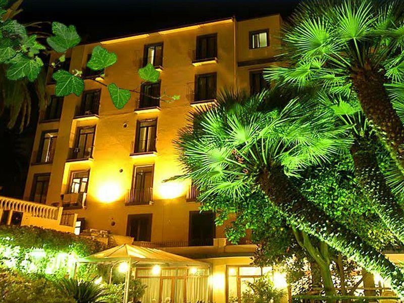 Hotel Eden Sorrento Exterior photo